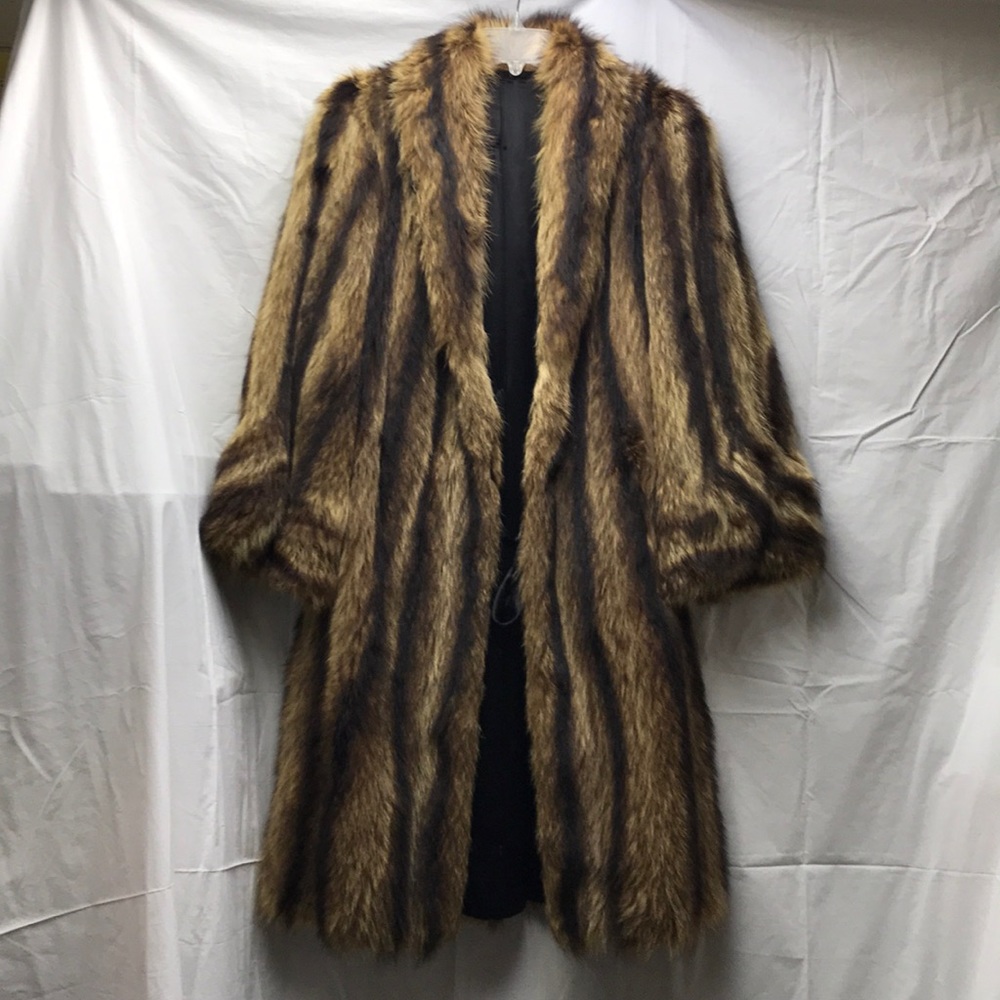 Vintage Full Length Beaver Fur Coat (Womens Small)